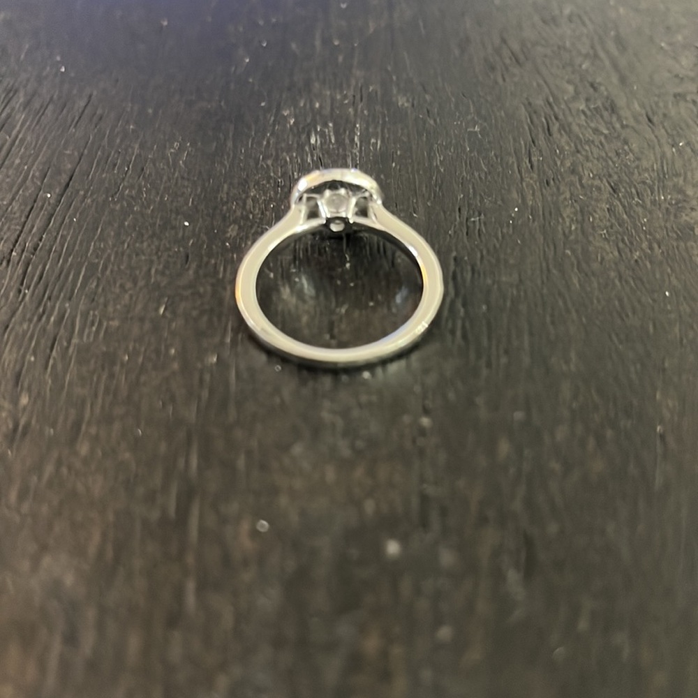 SWAROVSKI RING - Picture 3 of 4
